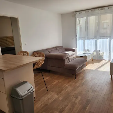 Appartement 2 Pieces Calme Proche Paris *